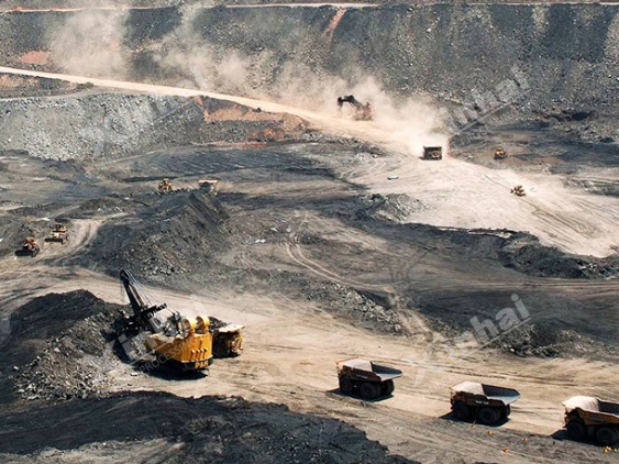 open-pit-mining